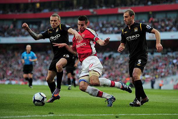 球迷们纷纷 球迷们纷纷